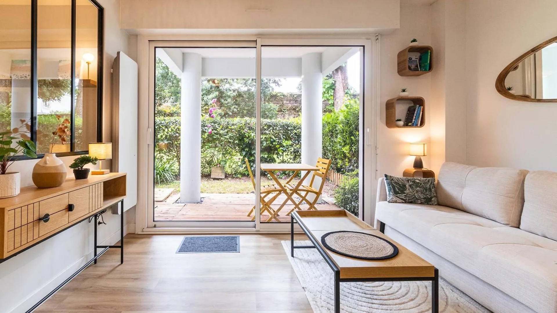 Angelina - Studio - Parking - Wifi Vannes 0*,  France